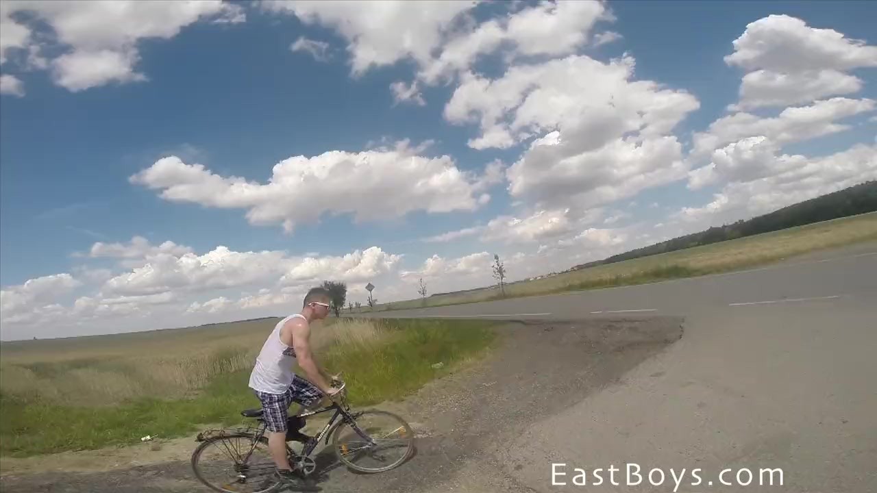 Public Handjob Adventure 2014