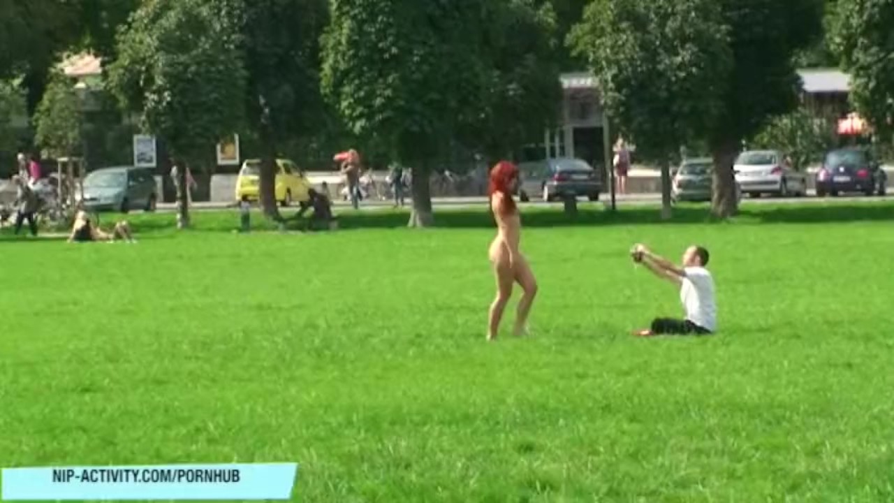Sweet redhead babe kety naked on public streets
