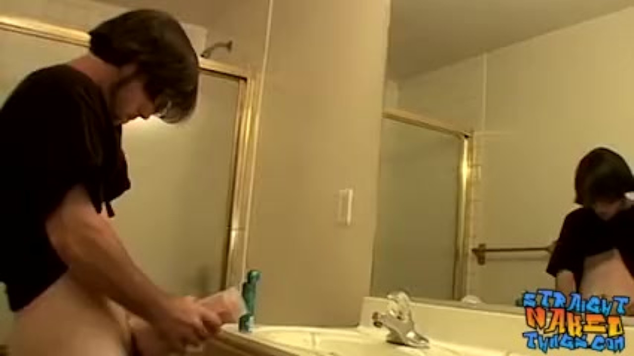 Bearded young thug fleshlight tugging his tasty cock